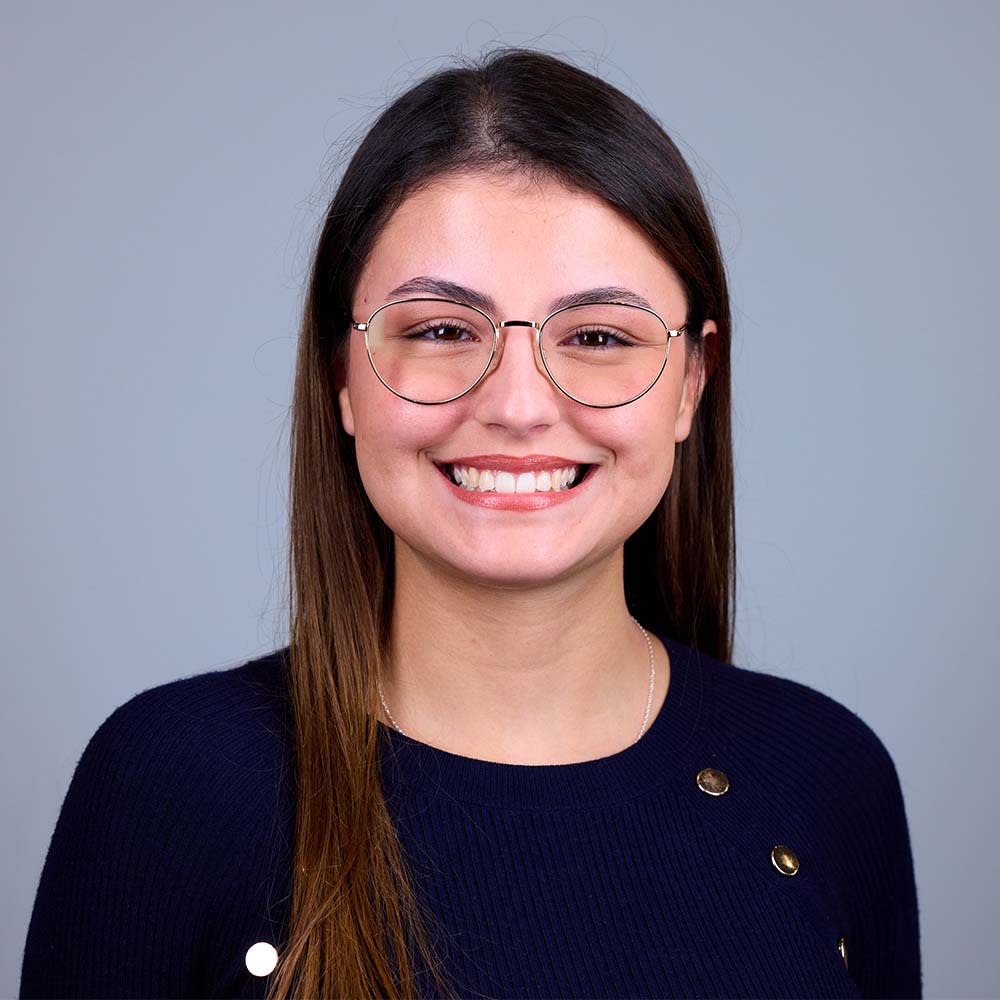 Dr. Yelena Bruzon, Westminster Emergency Veterinarian